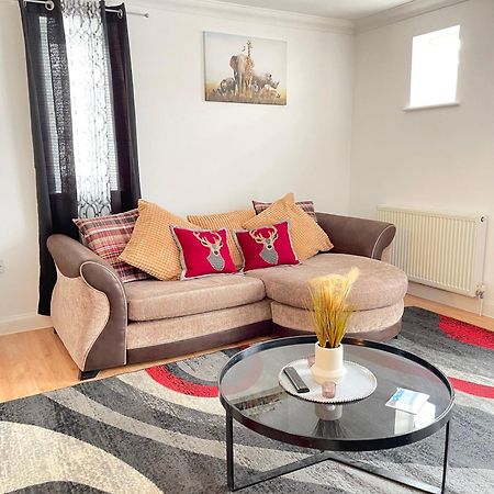 Eldridge Court Apartment Dagenham Exterior photo