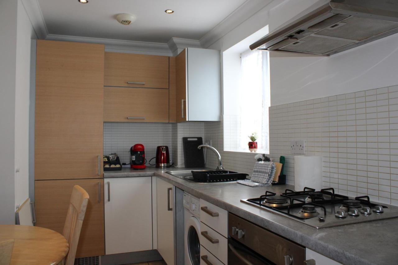 Eldridge Court Apartment Dagenham Exterior photo