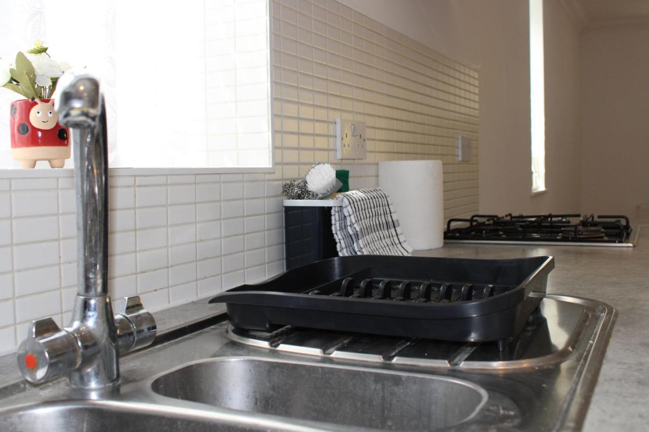Eldridge Court Apartment Dagenham Exterior photo